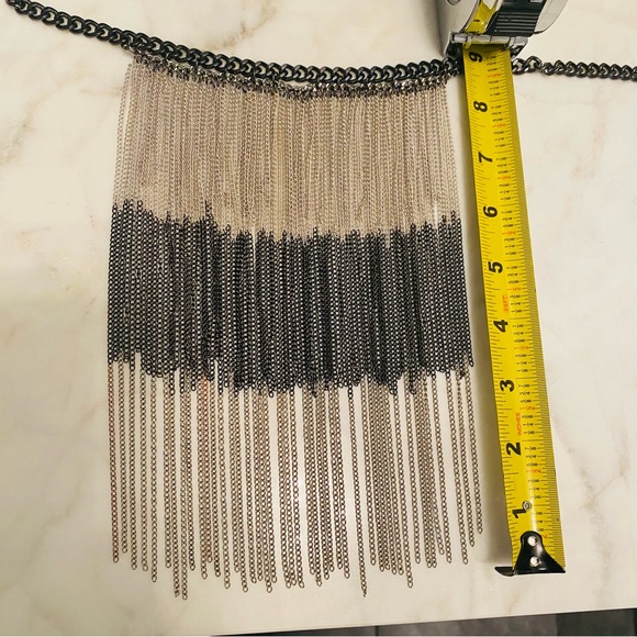 Gorgeous metal chains necklace 🩶 - Picture 3 of 4